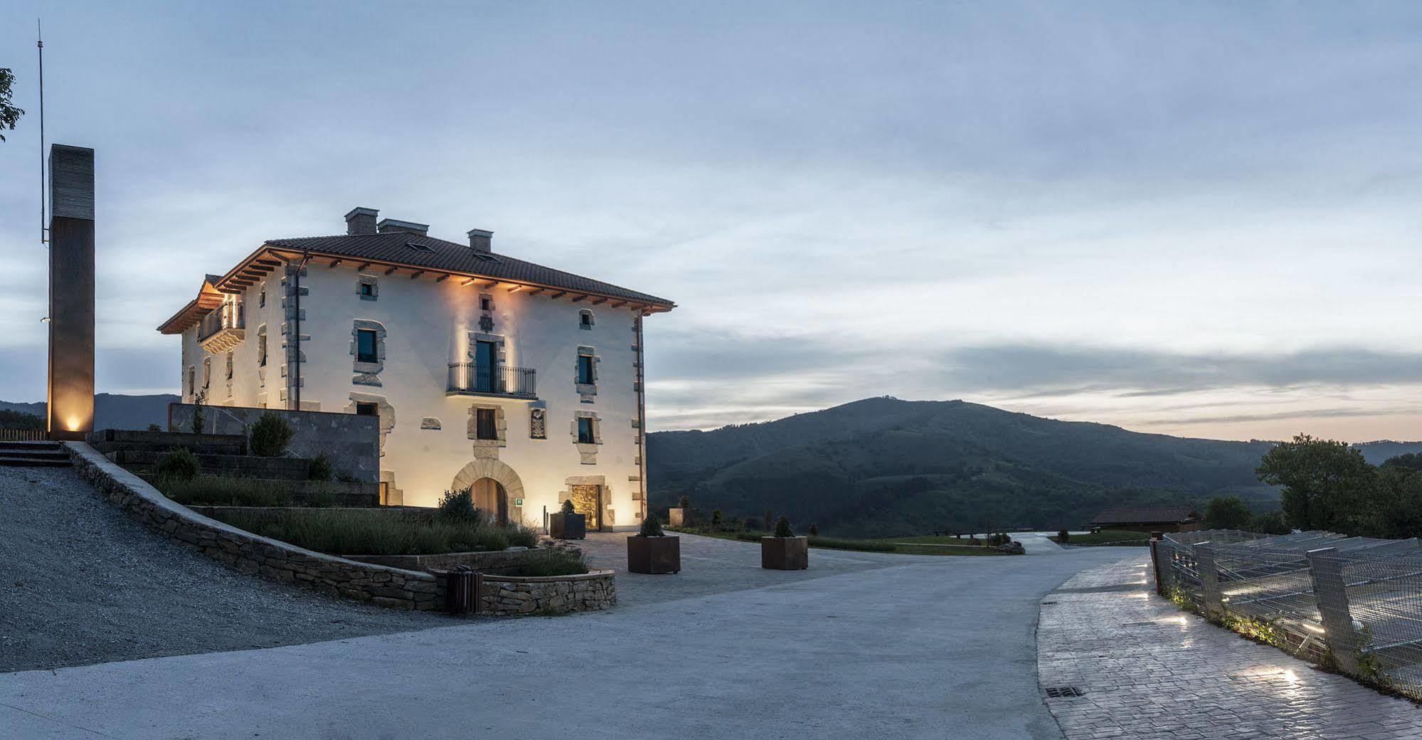 Palacio De Yrisarri By Irrisarri Land Igantzi 外观 照片
